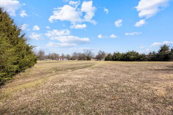 $245,000 | 2286 Jayhawk Road, Fort Scott, KS 66701