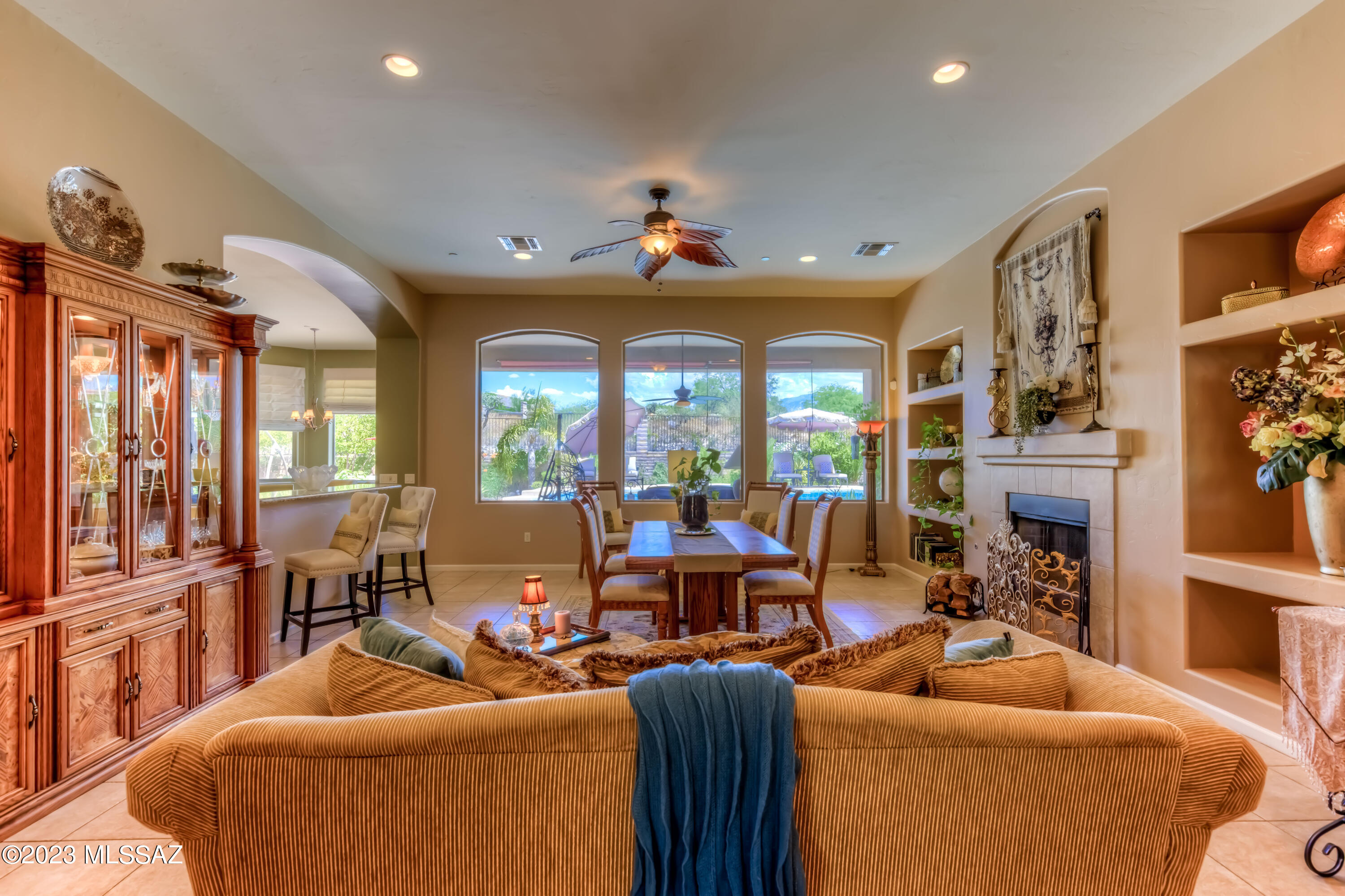 12742 North Yellow Bird Road Oro Valley, AZ 85755 - Photo 8 of 42