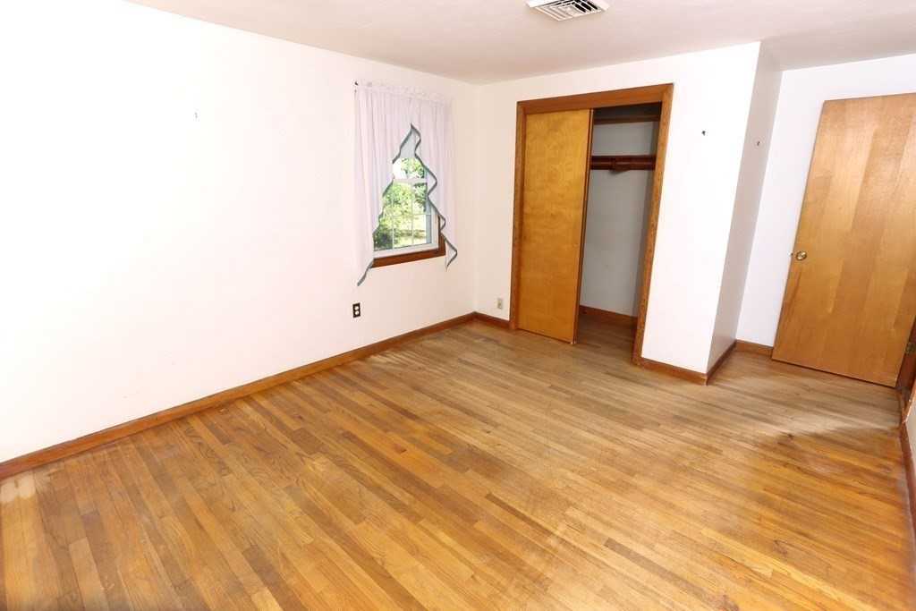 68 Ridge Road South Hadley, MA 01075 - Photo 20 of 30 Gallery Image 20