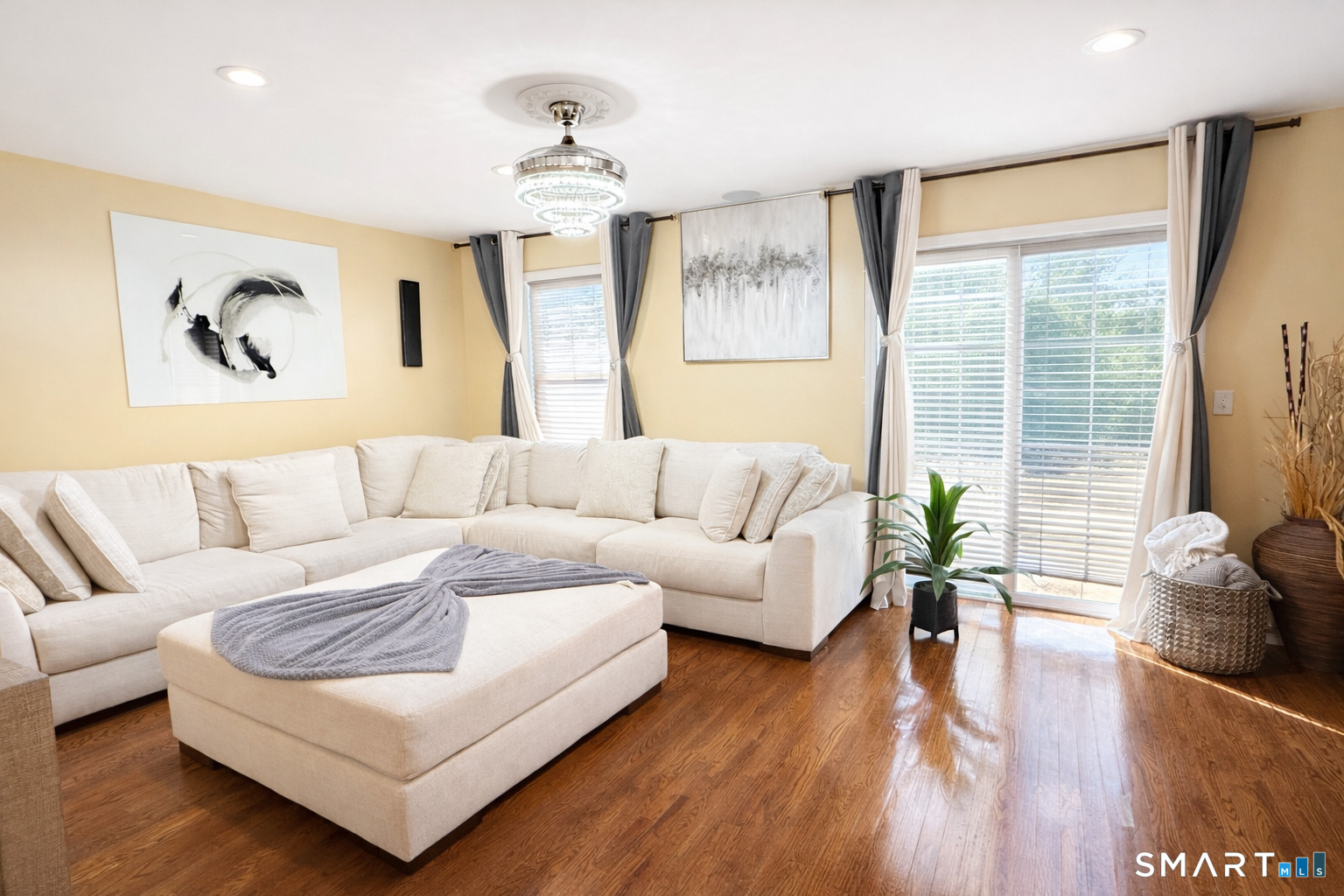 800 Seaview Avenue, Unit 7604 Bridgeport, CT 06607 - Photo 3 of 32