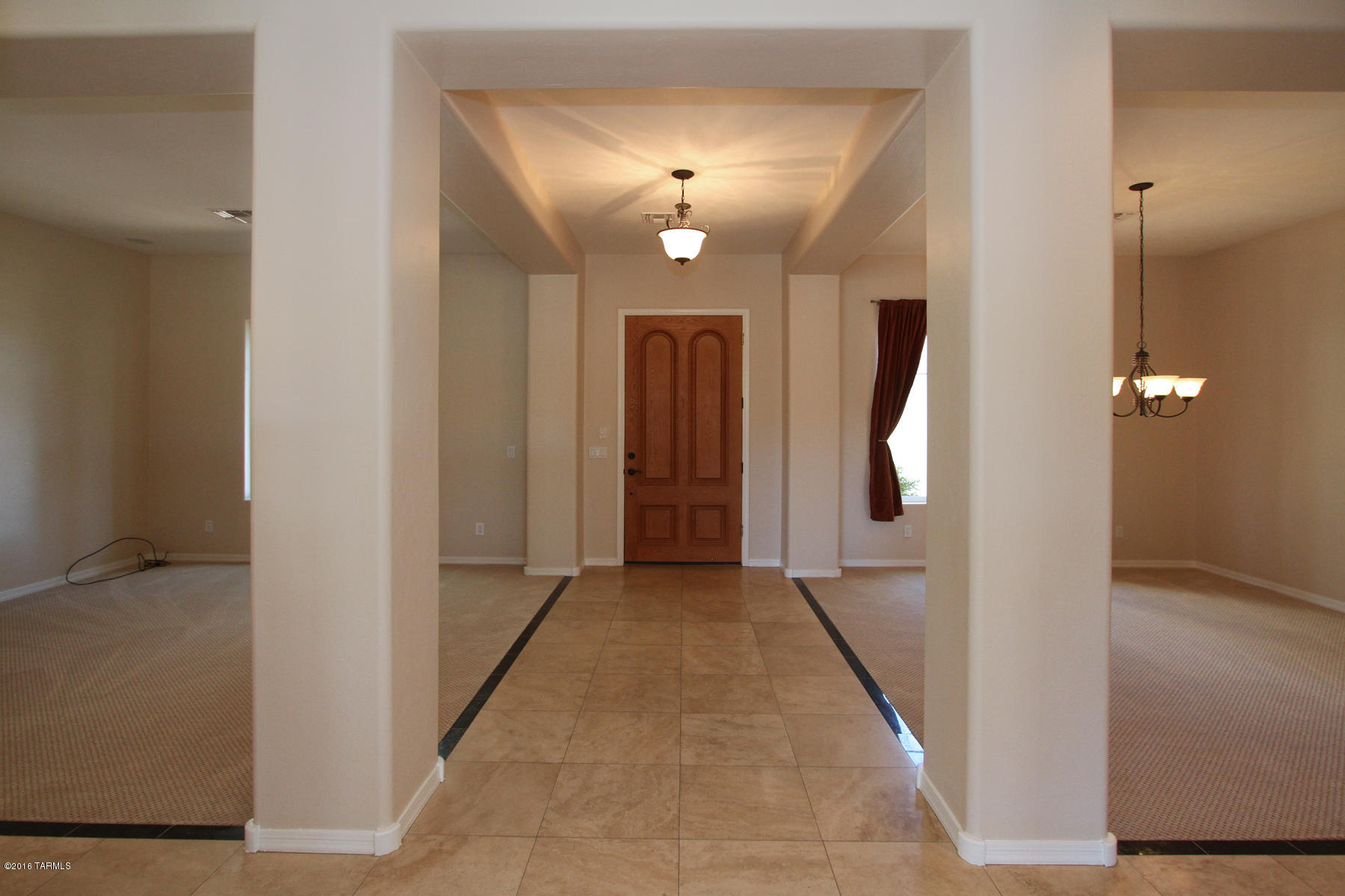 12693 North Piping Rock Road Oro Valley, AZ 85755 - Photo 6 of 42