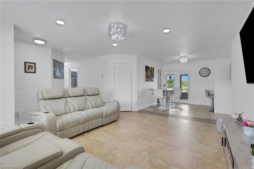 4075 24th Avenue Northeast Naples, FL 34120 - Photo 4 of 21