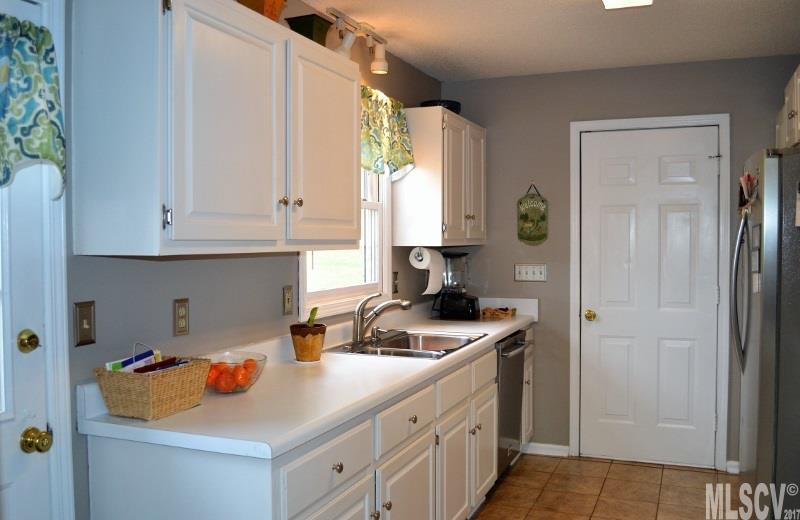 1336 Ripken Drive Hickory, NC 28602 - Photo 3 of 25