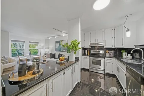 $599,000 | 2225 23rd Street, Unit 214, San Francisco, CA 94107