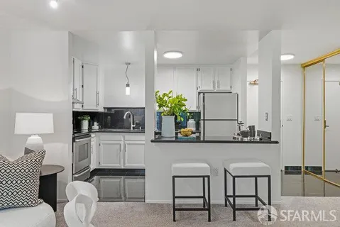 $599,000 | 2225 23rd Street, Unit 214, San Francisco, CA 94107