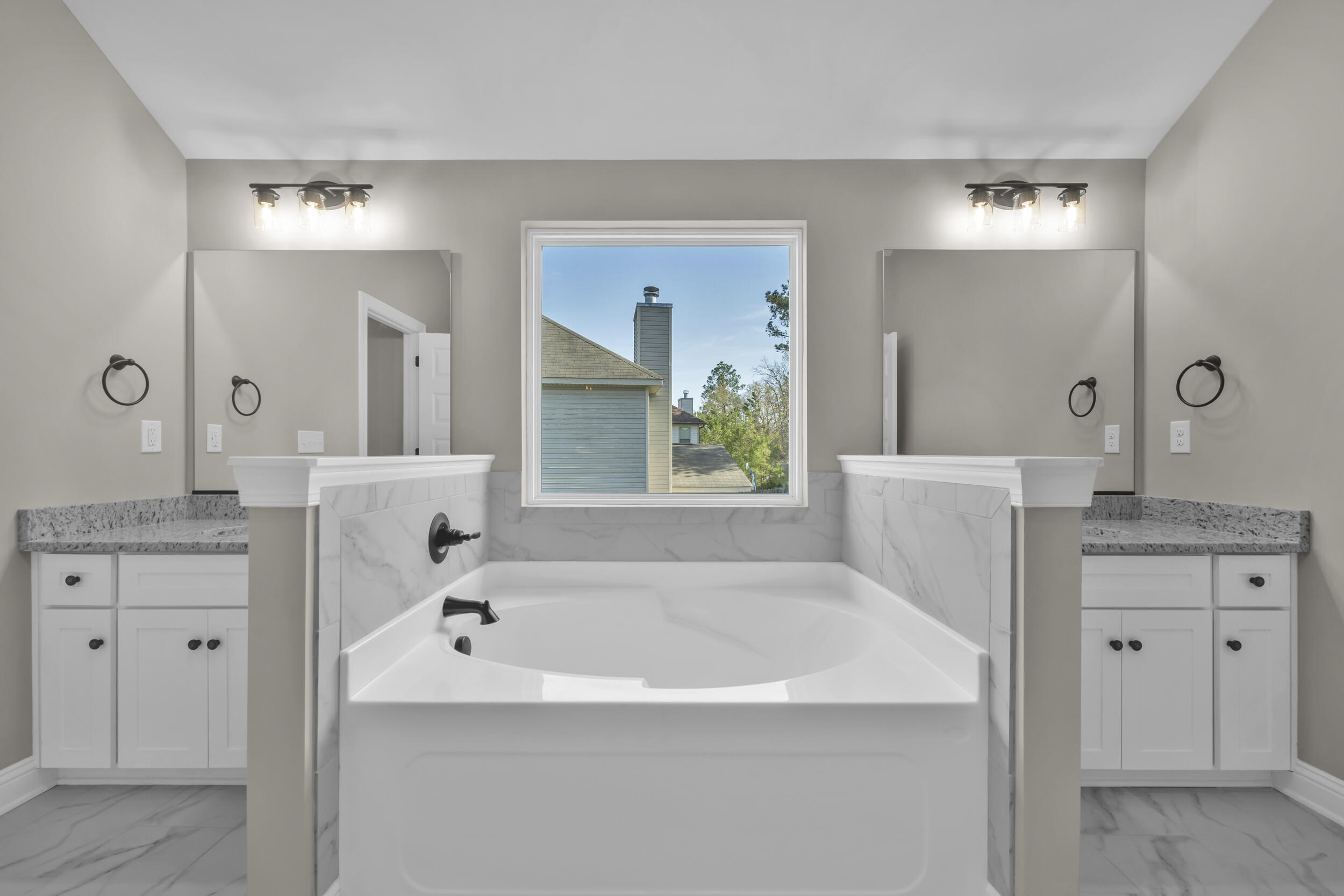 2767 Huntcliffe Drive Augusta, GA 30909 - Photo 20 of 36 Ensuite