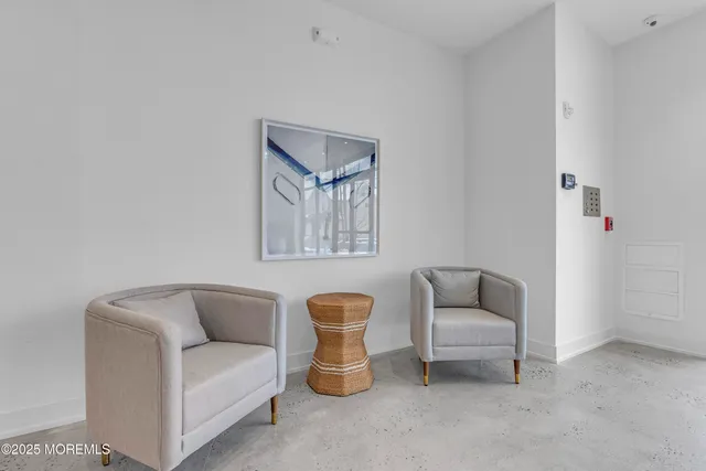 $2,100 | 19 Carr Avenue, Unit 215, Keansburg, NJ 07734