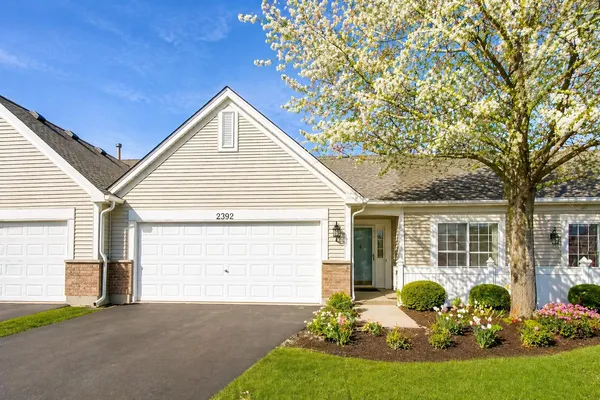 $399,000 | 2392 Carillon Drive, Grayslake, IL 60030
