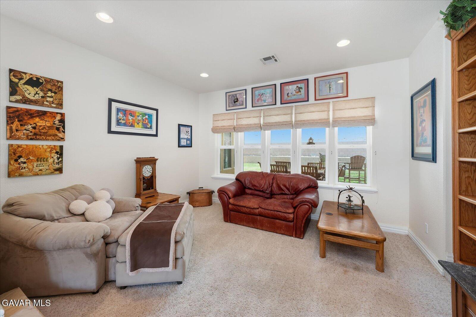 9115 Elizabeth Lake Road Leona Valley, CA 93551 - Photo 5 of 49 12-Living Room