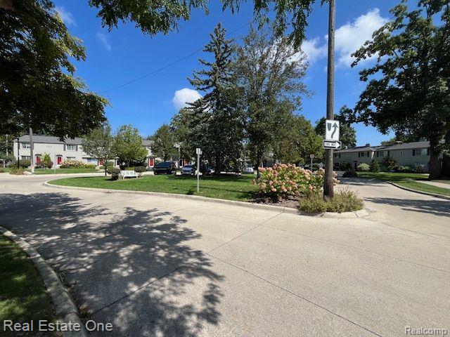 695 Graefield Court Birmingham, MI 48009 - Photo 14 of 14