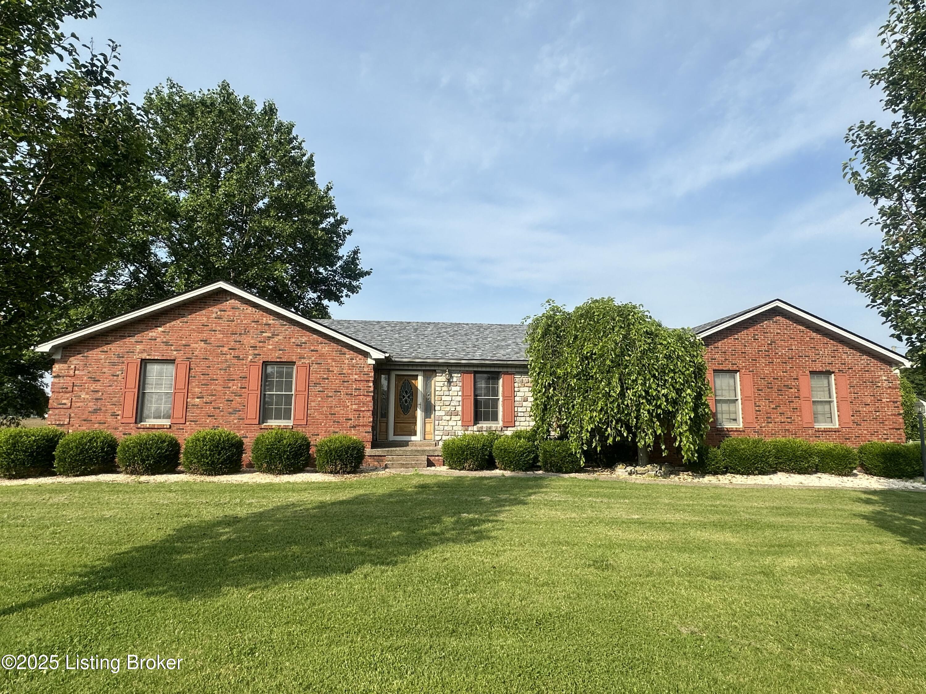 4953 Springfield Road Bardstown, KY 40004 - Photo 1 of 21 main