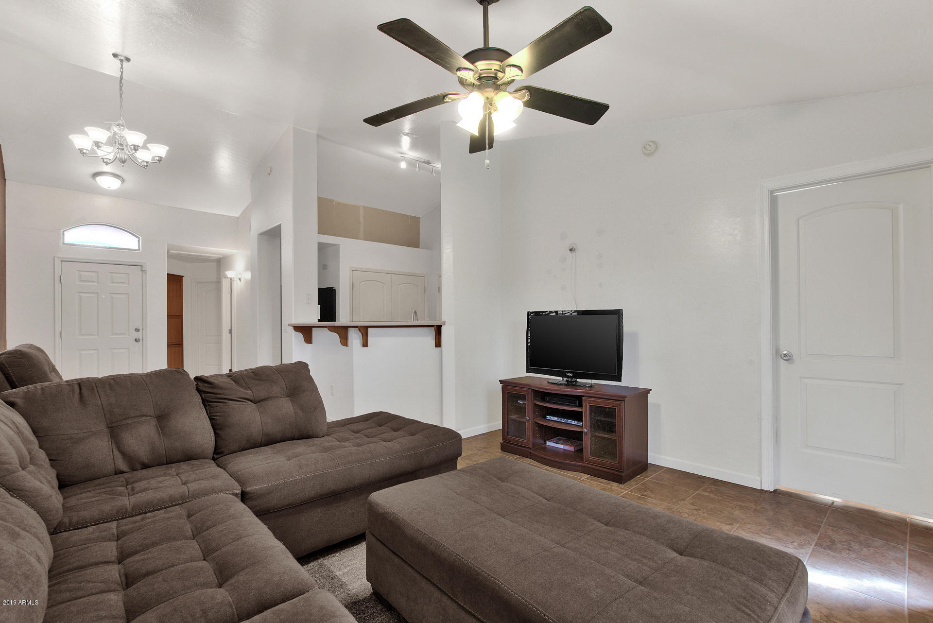 1260 South Lindsay Road, Unit 9 Mesa, AZ 85204 - Photo 8 of 24 16