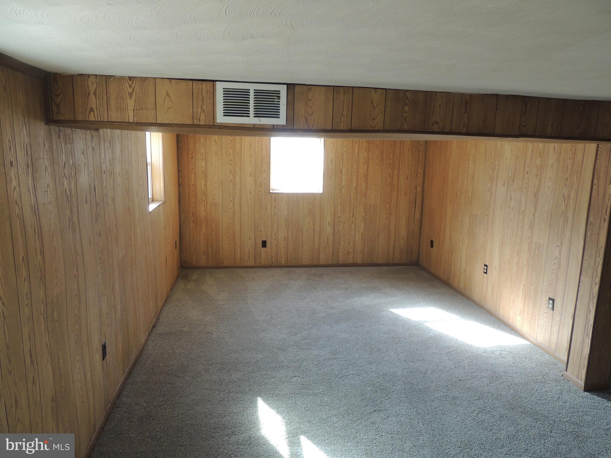 2402 Papaya Road Edgewood, MD 21040 - Photo 32 of 38 Gallery Image 32
