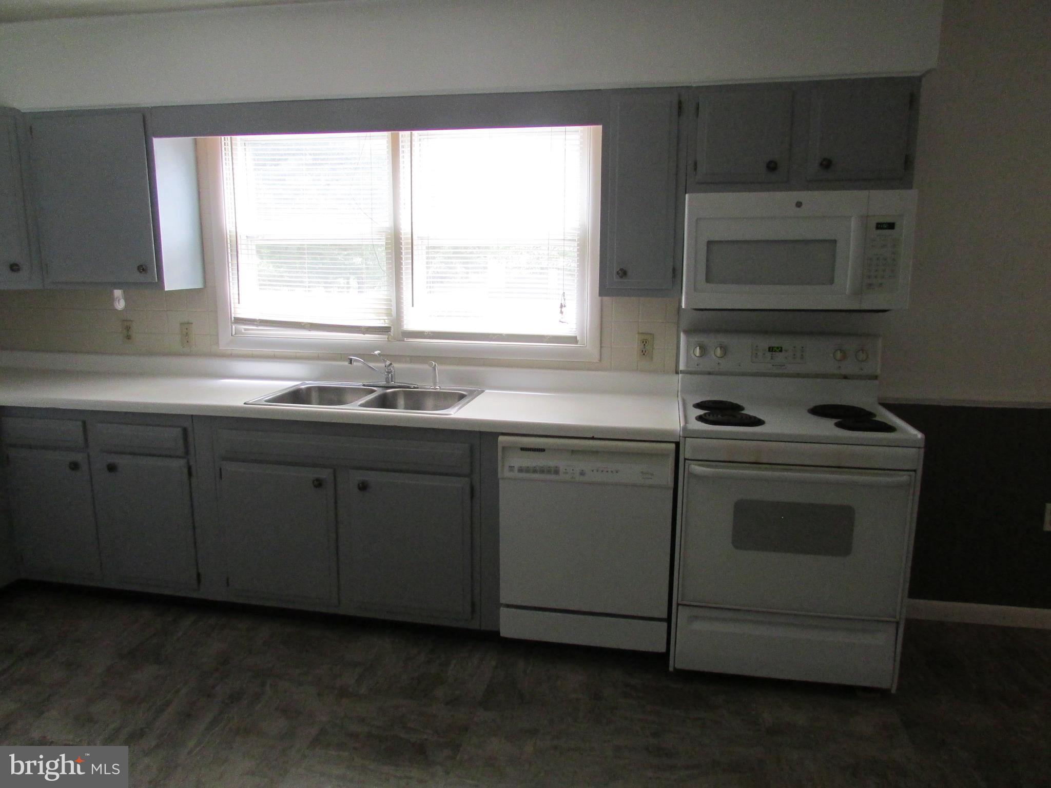 194 Rural Retreat Drive Ranson, WV 25438 - Photo 14 of 26 Kitchen