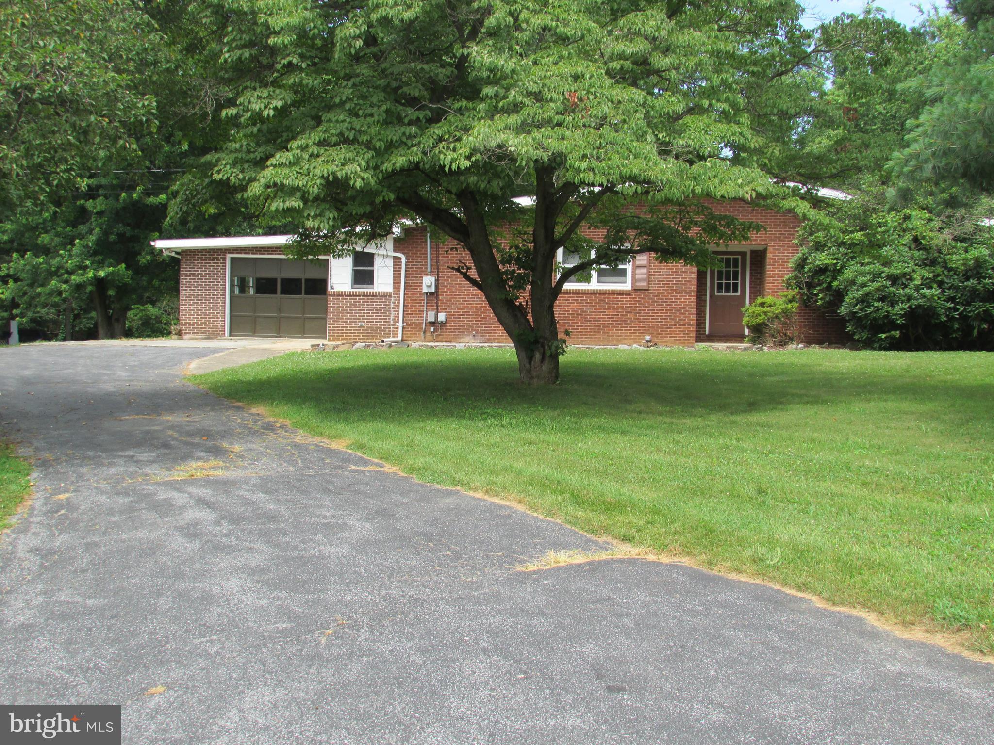 194 Rural Retreat Drive Ranson, WV 25438 - Photo 3 of 26 Exterior (Front)