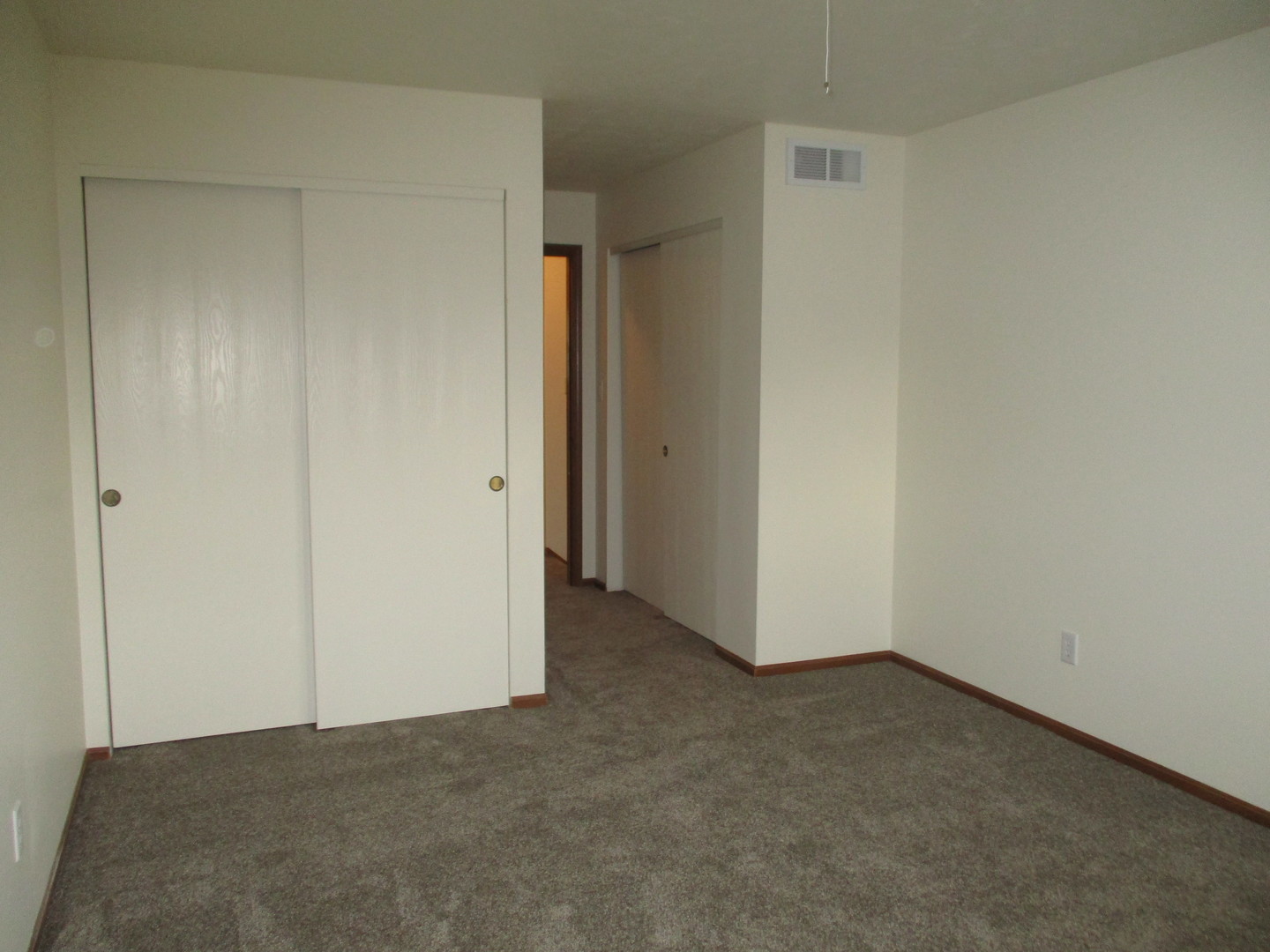 900 West McKinley Road Ottawa, IL 61350 - Photo 11 of 22 Gallery Image 11