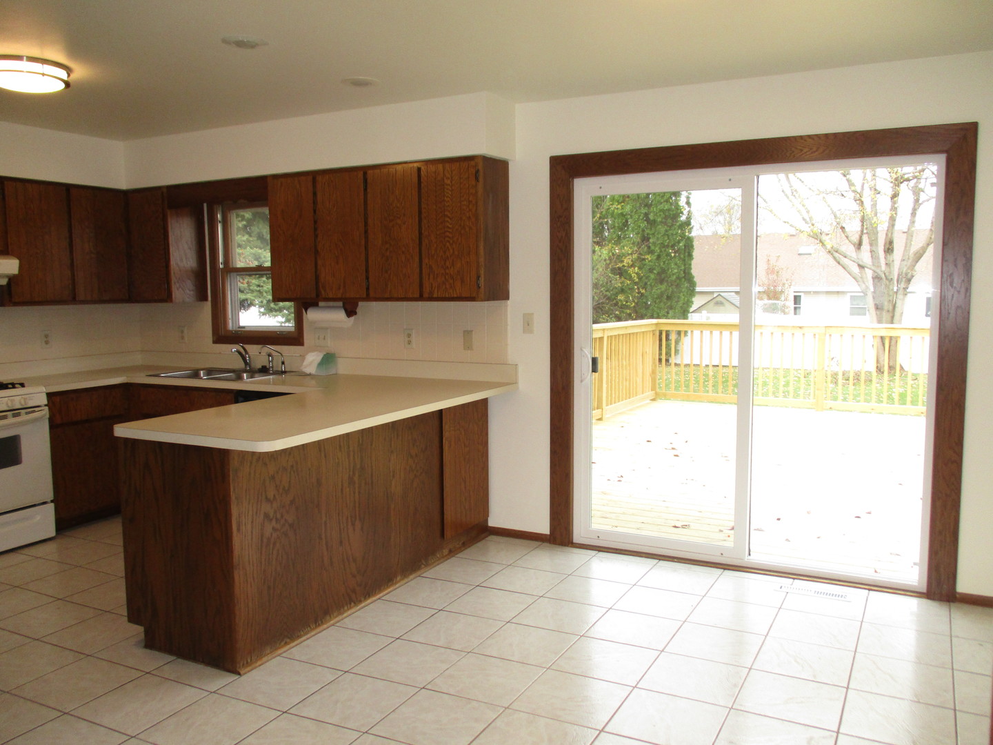 900 West McKinley Road Ottawa, IL 61350 - Photo 5 of 22 Gallery Image 5