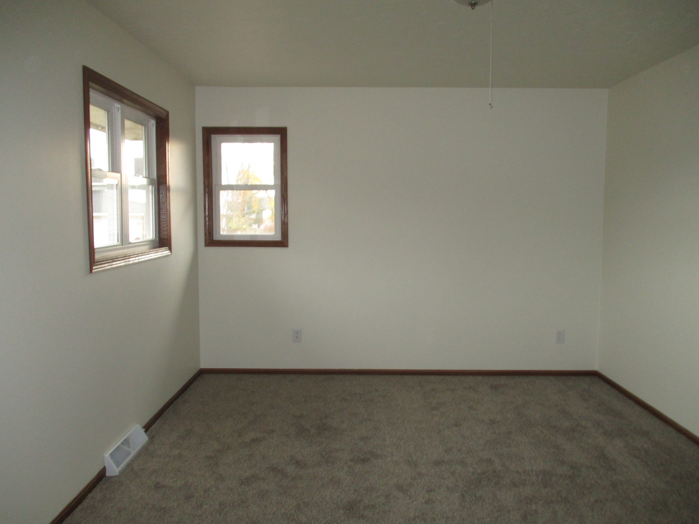 900 West McKinley Road Ottawa, IL 61350 - Photo 10 of 22 Gallery Image 10