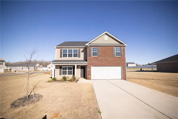 $329,900 | 109 Bunting Drive, Lexington, NC 27295