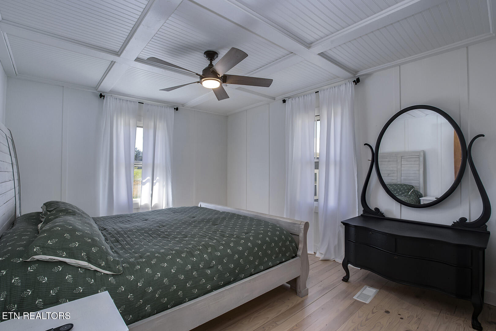 17716 Highway 58 Decatur, TN 37322 - Photo 26 of 35 26_StateHwy58N_17716_MasterBedroom01