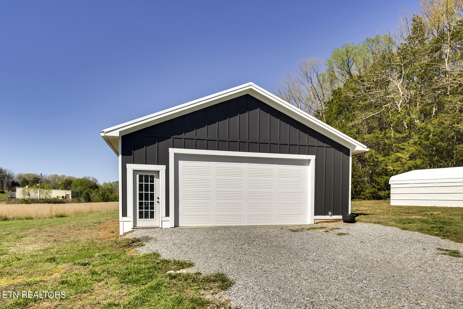 17716 Highway 58 Decatur, TN 37322 - Photo 3 of 35 03_StateHwy58N_17716_Garage