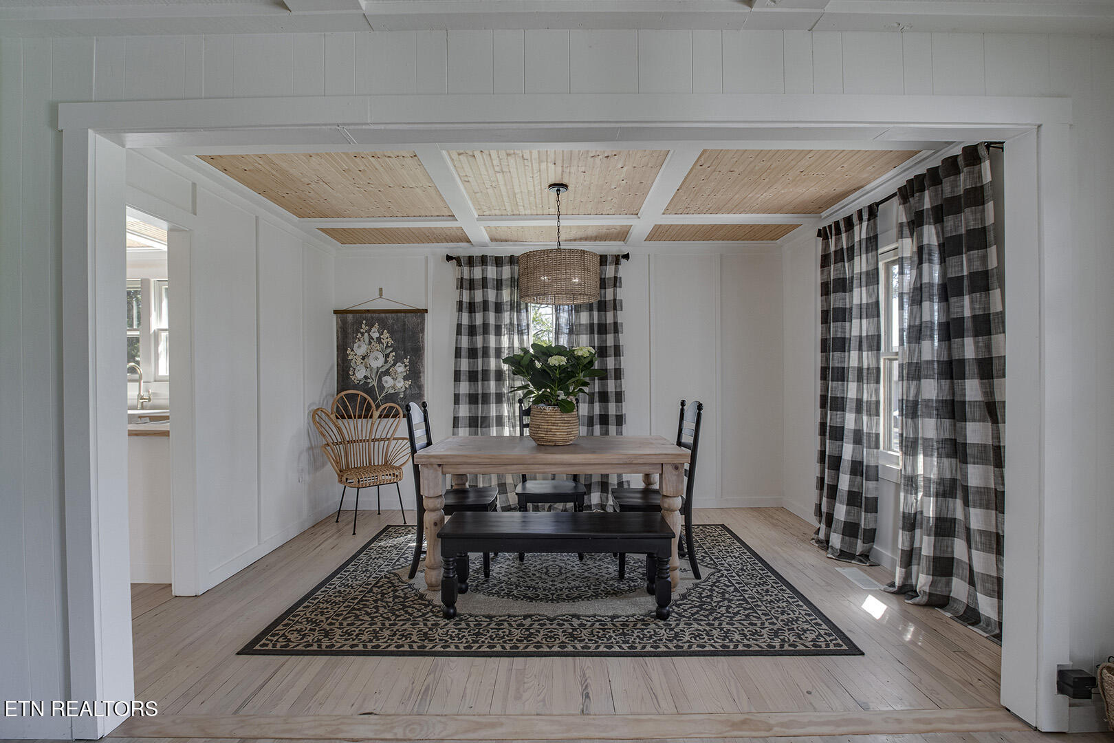 17716 Highway 58 Decatur, TN 37322 - Photo 9 of 35 09_StateHwy58N_17716_Dining01