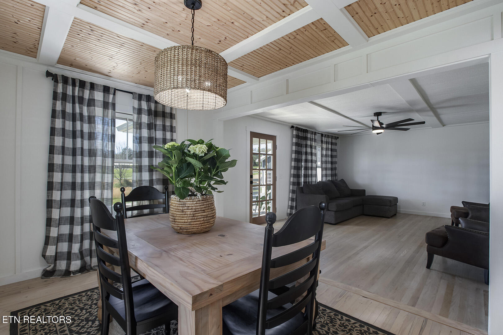 17716 Highway 58 Decatur, TN 37322 - Photo 10 of 35 10_StateHwy58N_17716_Dining02