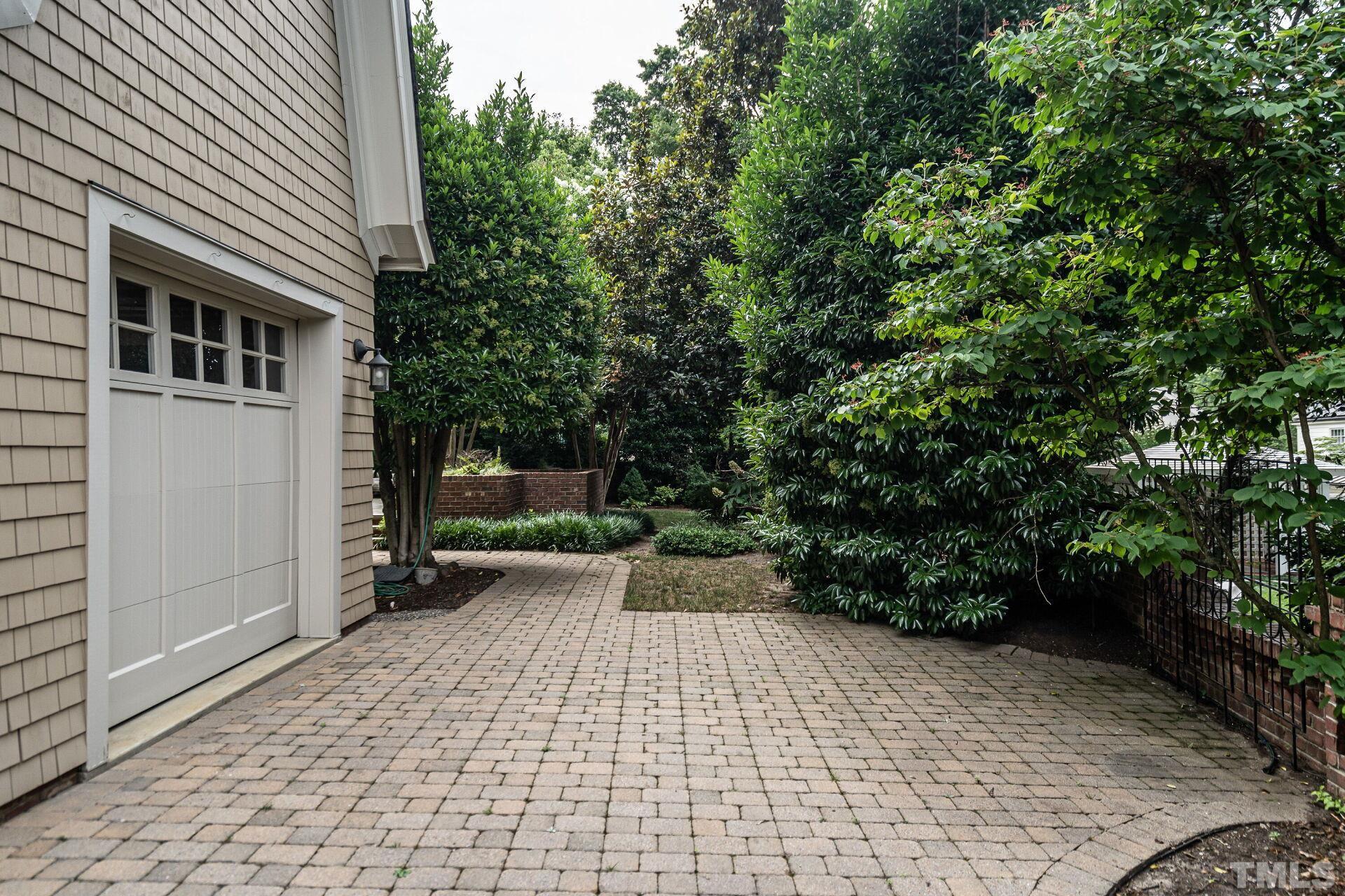 1027 Vance Street Raleigh, NC 27608 - Photo 39 of 42 a view of a back yard of the house
