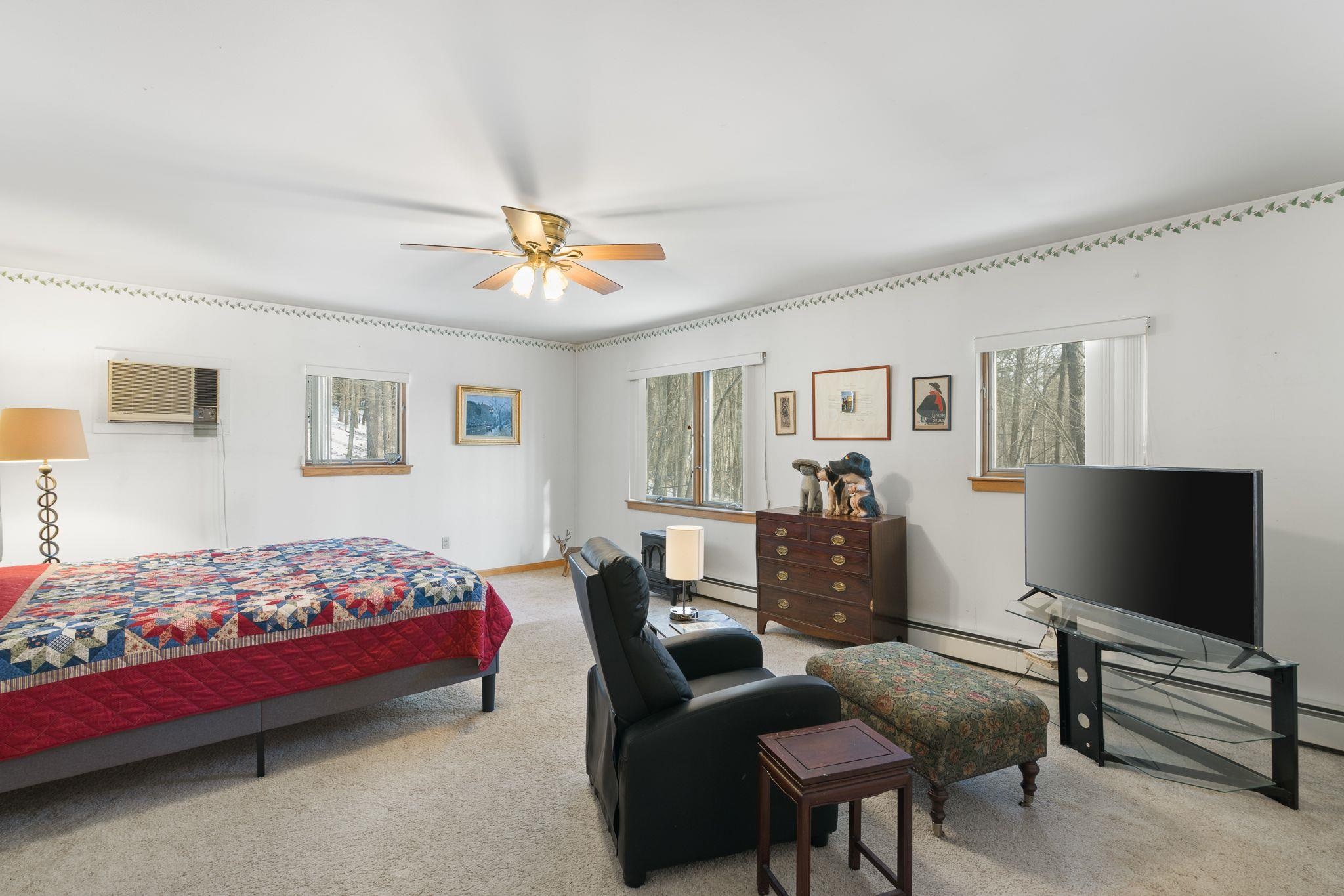 87 Orchard Street, Unit 87 Brattleboro, VT 05301 - Photo 15 of 27