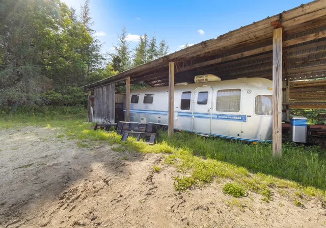 $675,000 | 61 Point Street, Columbia Falls, ME 04623