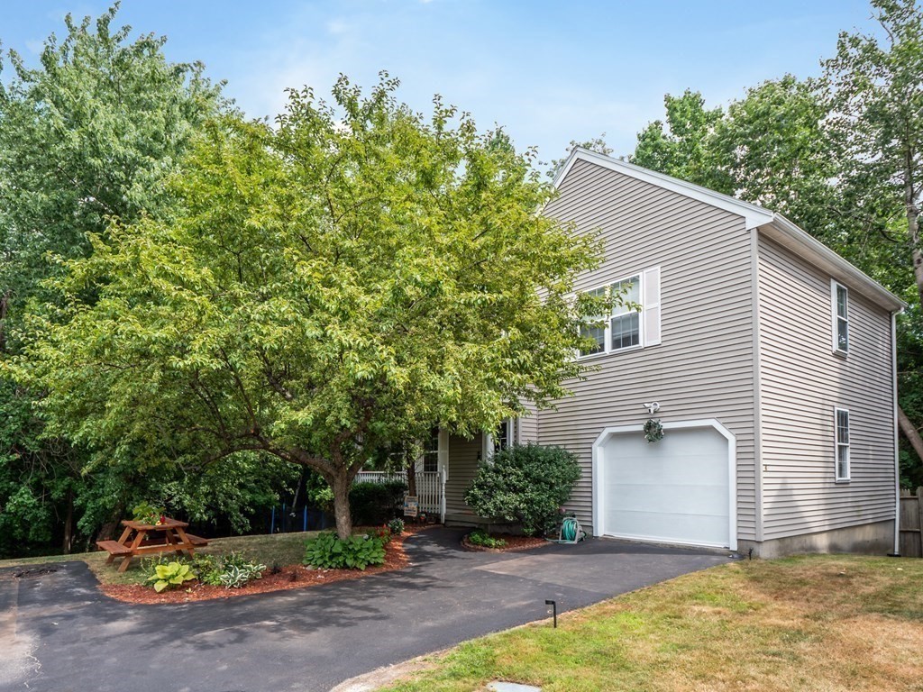 66 Meadowood Road North Andover, MA 01845 - Photo 1 of 32 Gallery Image 1