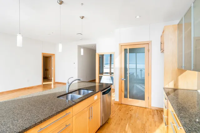 $750,000 | 311 East Superior Street, Unit 704, Duluth, MN 55802