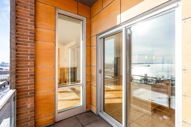 $750,000 | 311 East Superior Street, Unit 704, Duluth, MN 55802