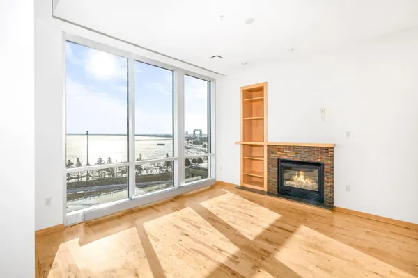 $750,000 | 311 East Superior Street, Unit 704, Duluth, MN 55802