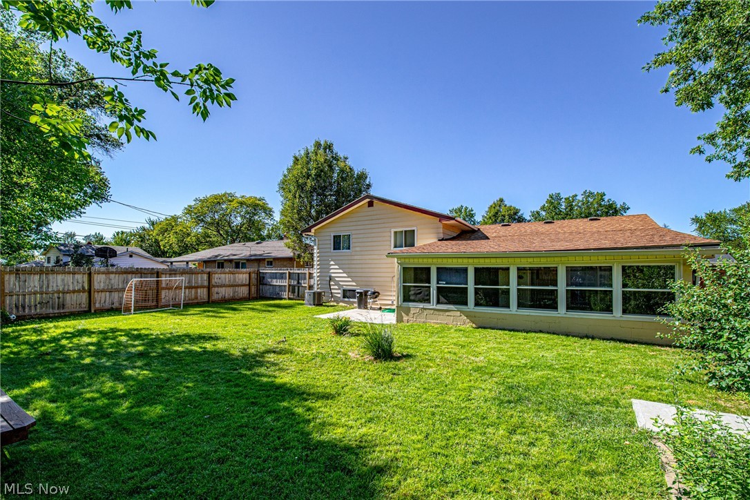 13585 Sheldon Road Cleveland, OH 44130 - Photo 23 of 25 Gallery Image 23