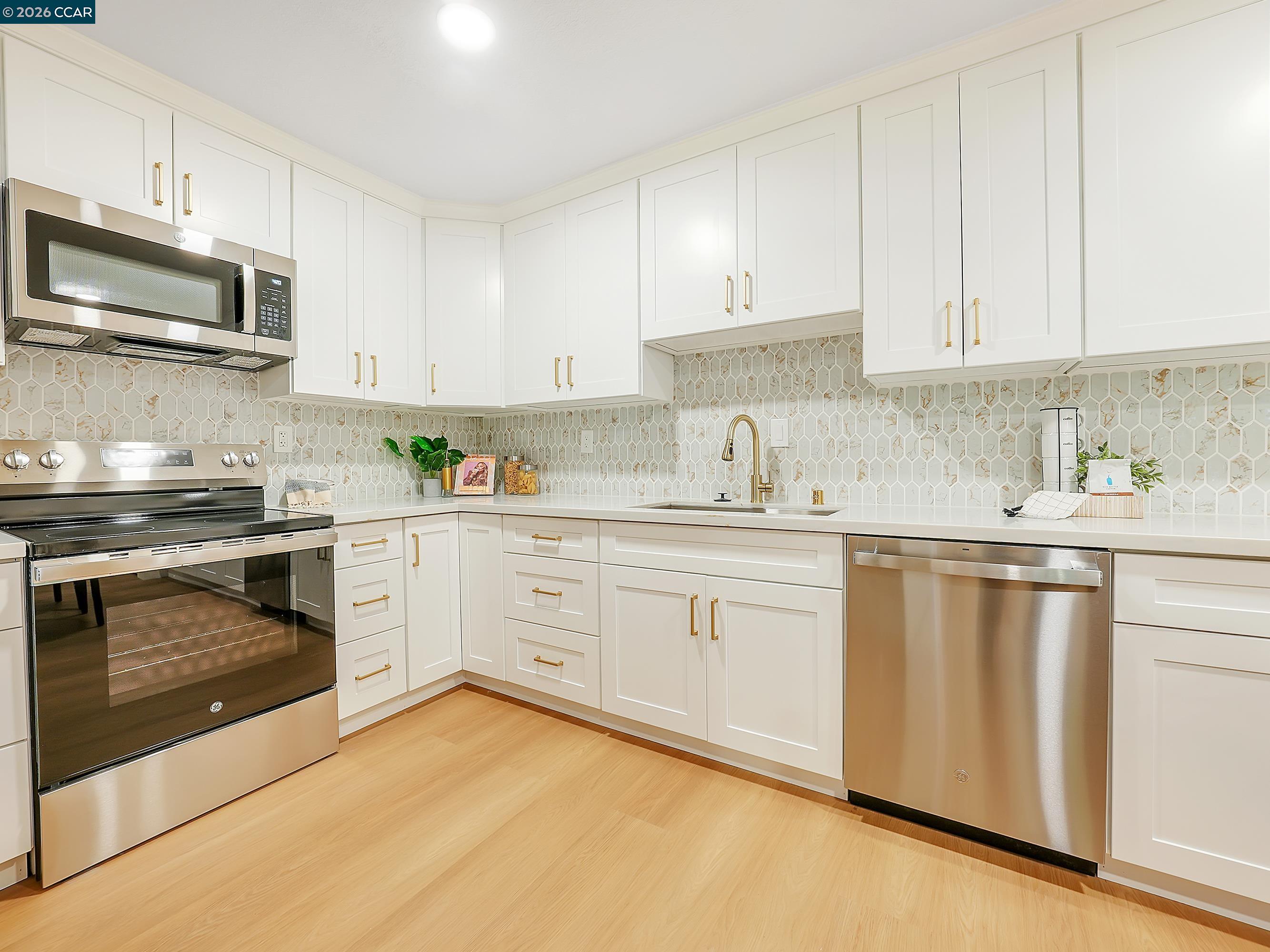 1544 Bailey Road, Unit 39 Concord, CA 94521 - Photo 5 of 19