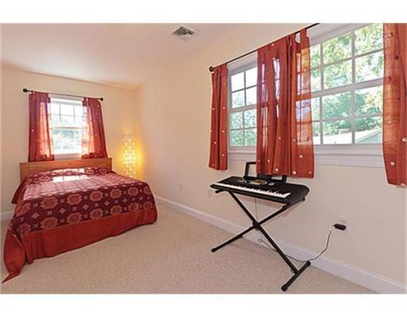 82 Ridge Street Arlington, MA 02474 - Photo 13 of 20