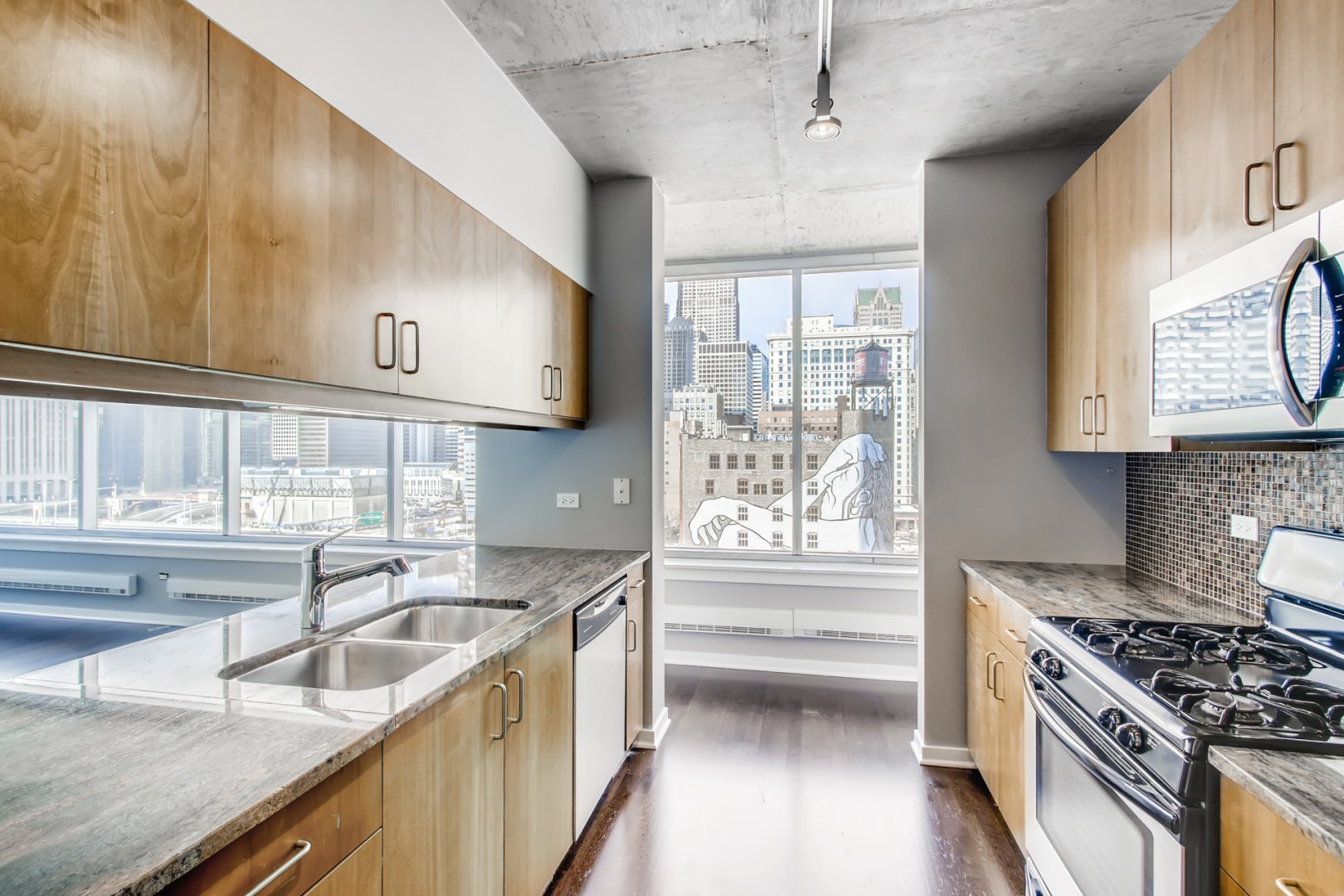 611 South Wells Street, Unit 1003 Chicago, IL 60607 - Photo 13 of 35