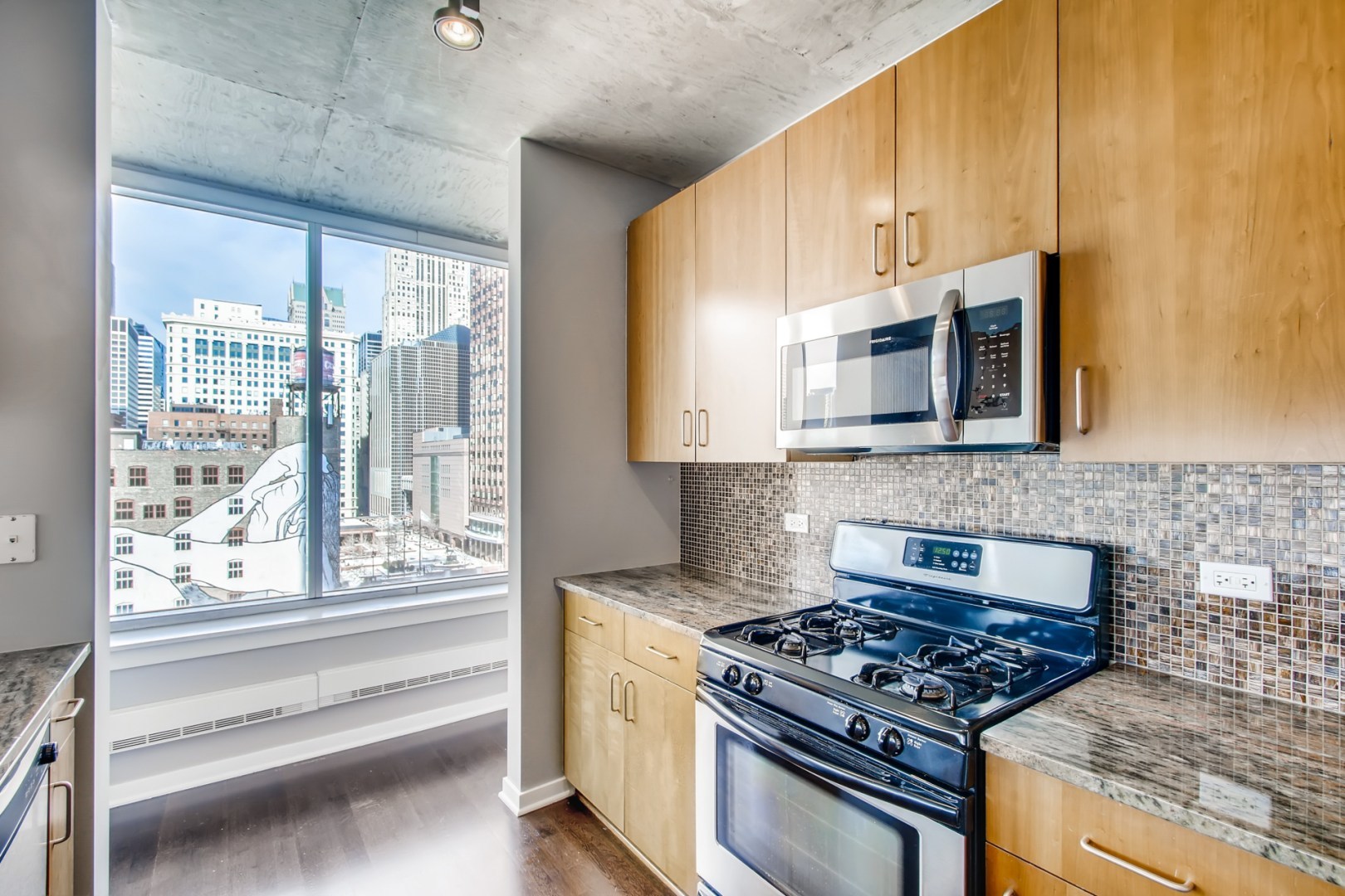 611 South Wells Street, Unit 1003 Chicago, IL 60607 - Photo 14 of 35
