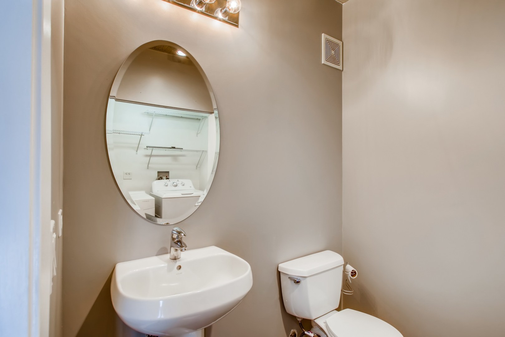611 South Wells Street, Unit 1003 Chicago, IL 60607 - Photo 16 of 35