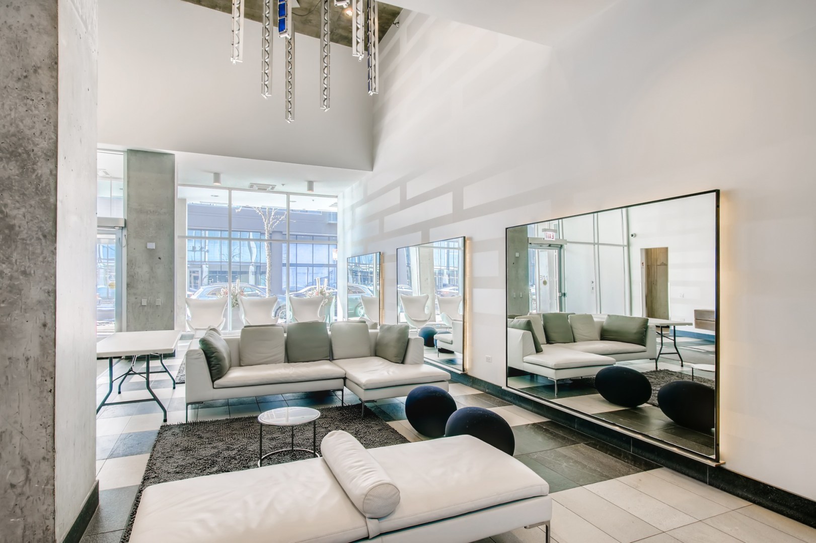 611 South Wells Street, Unit 1003 Chicago, IL 60607 - Photo 3 of 35