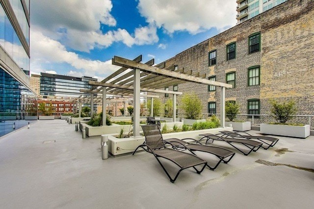 611 South Wells Street, Unit 1003 Chicago, IL 60607 - Photo 34 of 35