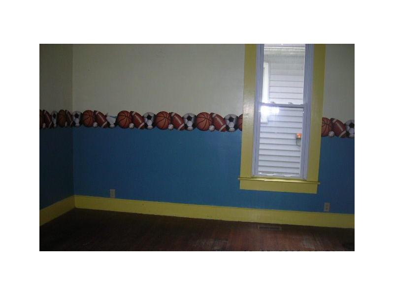 217 West Street Pendleton, IN 46064 - Photo 6 of 11 Gallery Image 6