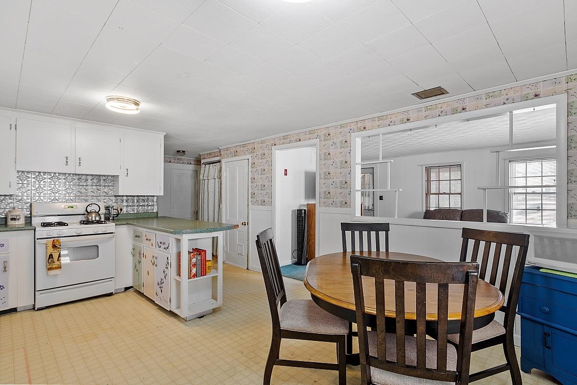 42 Pickering Road Rochester, NH 03839 - Photo 27 of 32