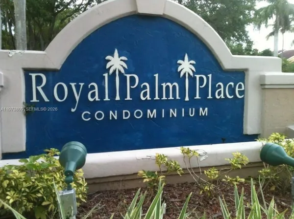 $290,000 | 10630 Southwest 157th Court, Unit 202, Miami, FL 33196