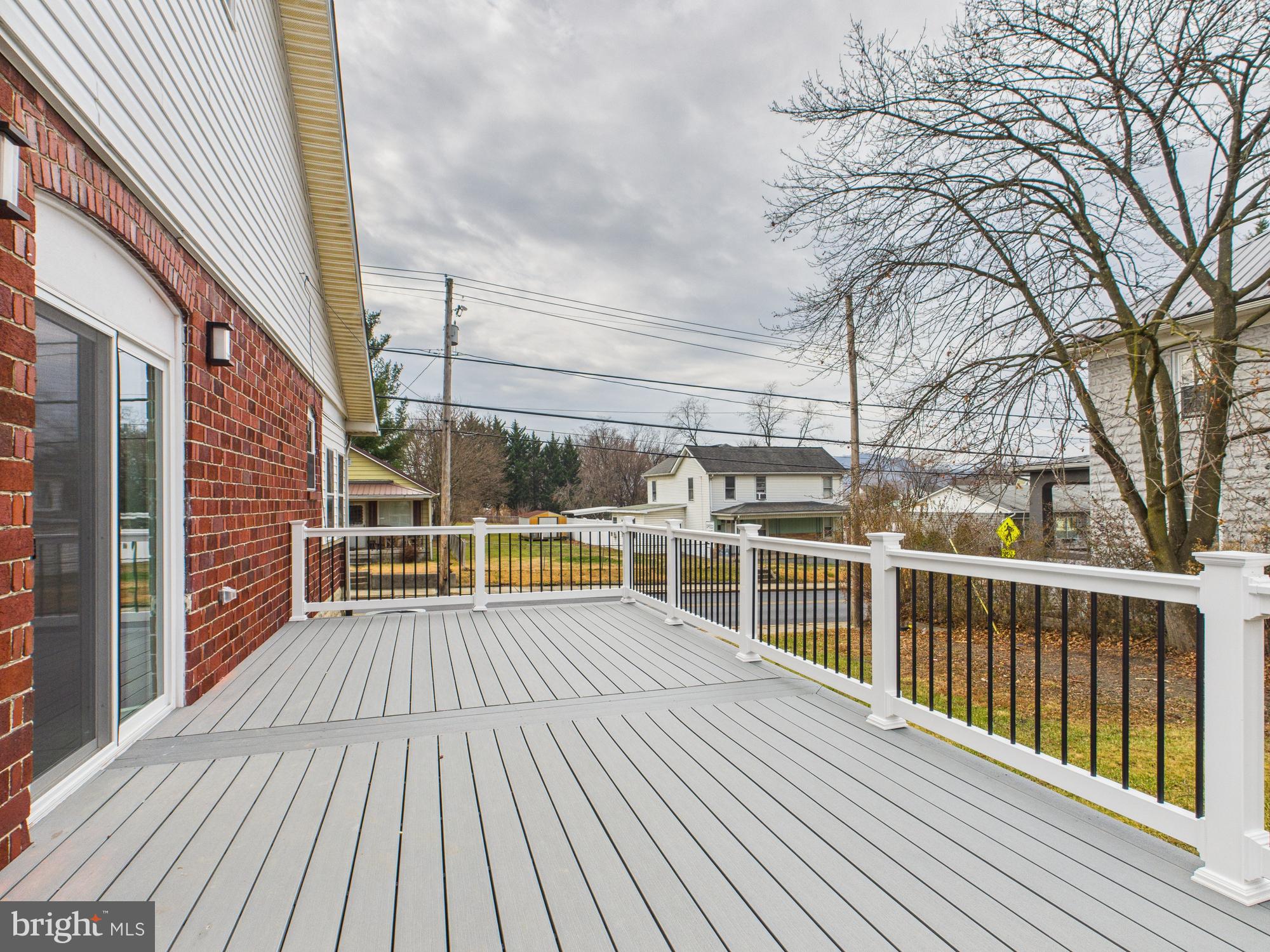 820 East Oldtown Road Cumberland, MD 21502 - Photo 36 of 40 a view of balcony with wooden floor and fence