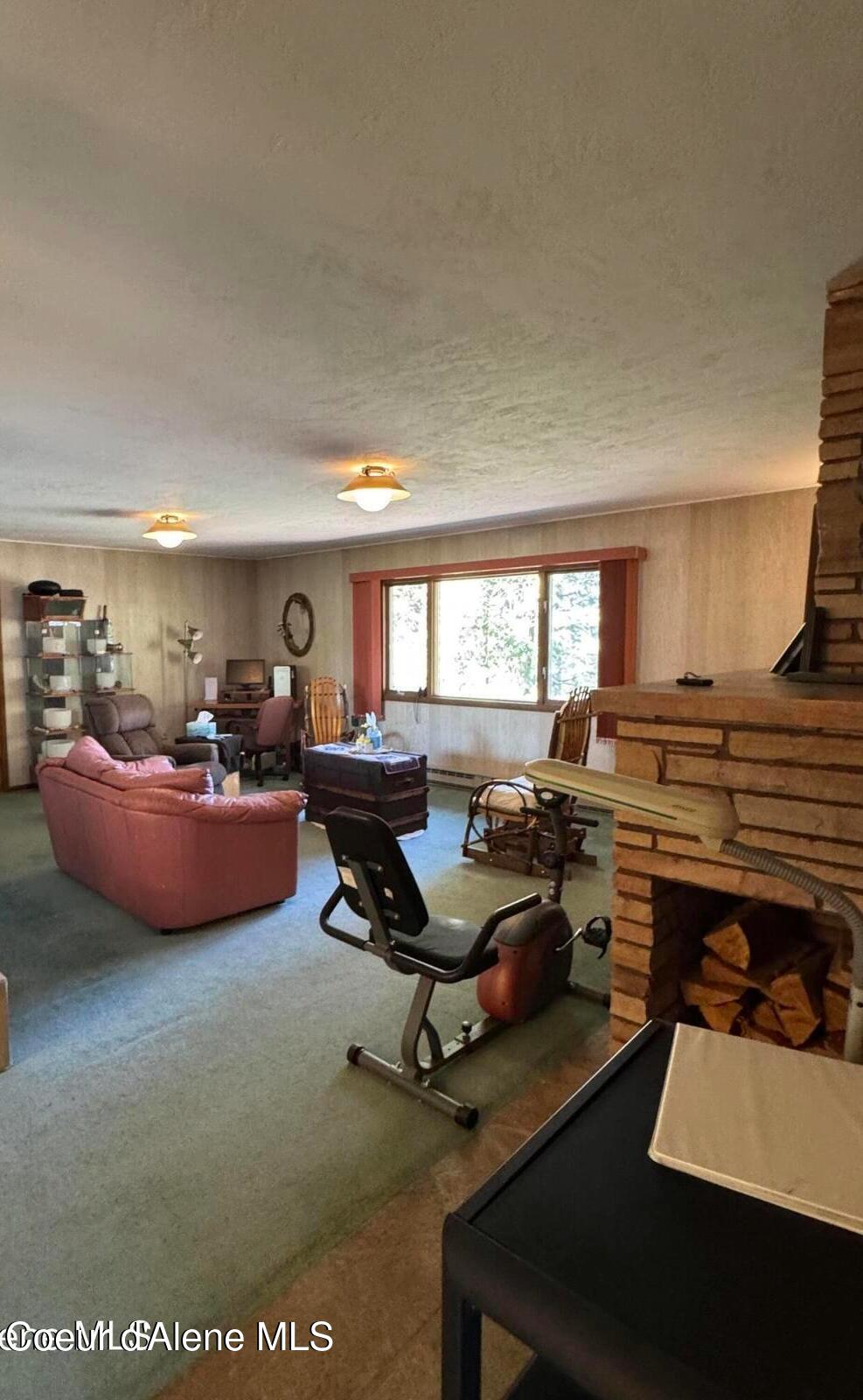 476 Clinton Avenue Coolin, ID 83821 - Photo 13 of 29 Living room with view