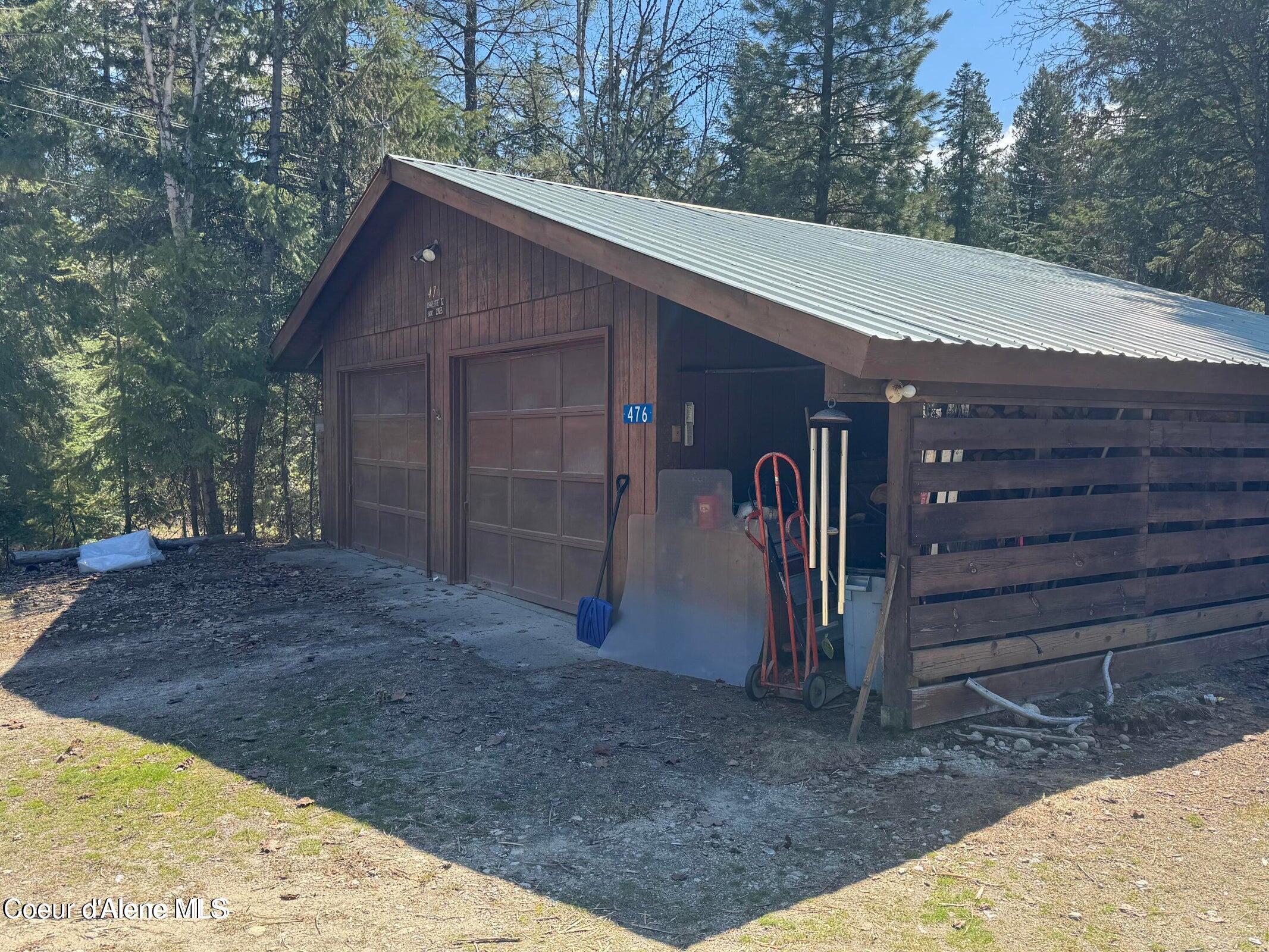 476 Clinton Avenue Coolin, ID 83821 - Photo 6 of 29 Garage