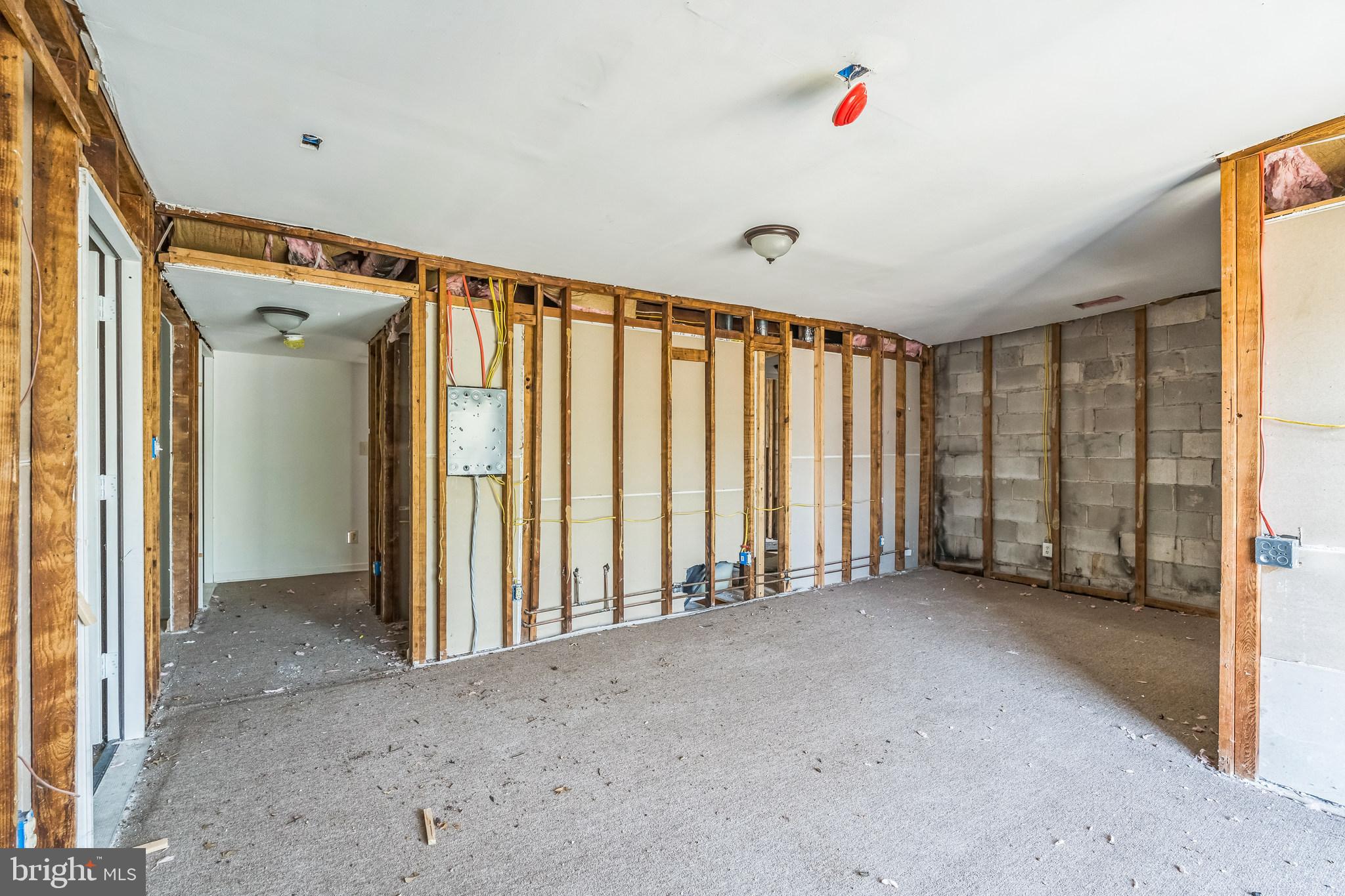 8030 Ditman Street, Unit 88P Philadelphia, PA 19136 - Photo 10 of 30 a view of an empty room with a window