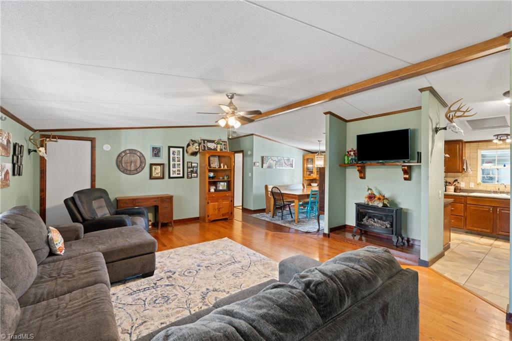 337 Horne Estate Road Carthage, NC 28327 - Photo 4 of 50 Gallery Image 4